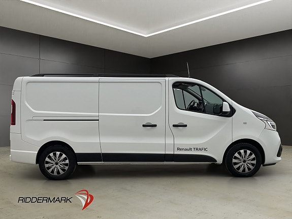 Renault Trafic 2 of 5