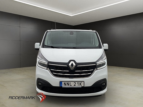 Renault Trafic 5 of 5