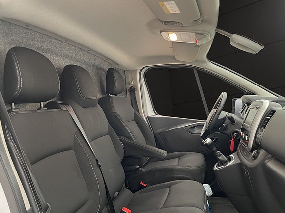 Renault Trafic 27 of 30