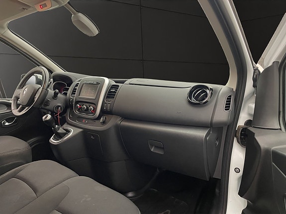 Renault Trafic 29 of 30