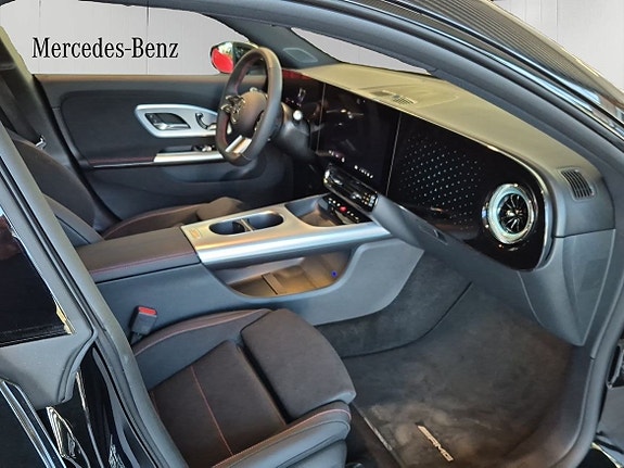 Mercedes-Benz CLA350 10 of 11