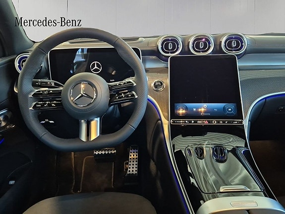 Mercedes-Benz GLC300 de 8 of 11