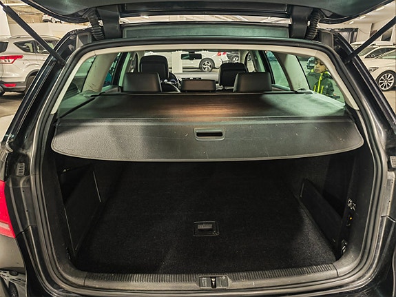 Volkswagen Passat 7 of 10