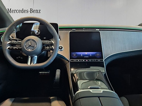 Mercedes-Benz EQE350+ 9 of 11