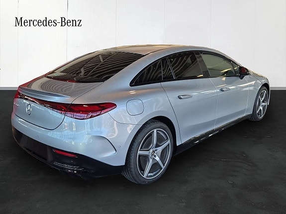 Mercedes-Benz EQE350+ 4 of 11