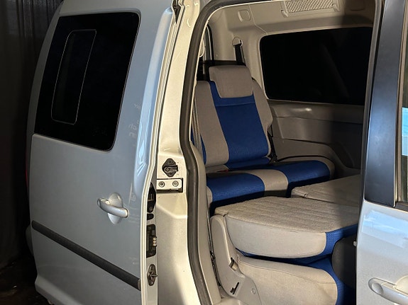 Volkswagen Caddy Maxi 12 of 30