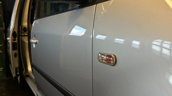 Volkswagen Caddy Maxi 10 of 30