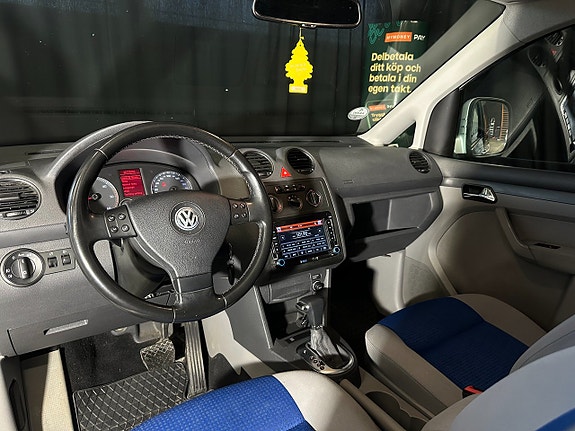 Volkswagen Caddy Maxi 19 of 30
