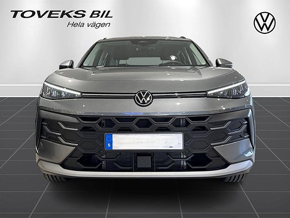 Volkswagen T-Roc 2 of 5
