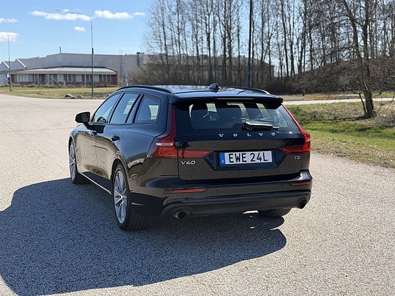 Volvo V60 22 of 24