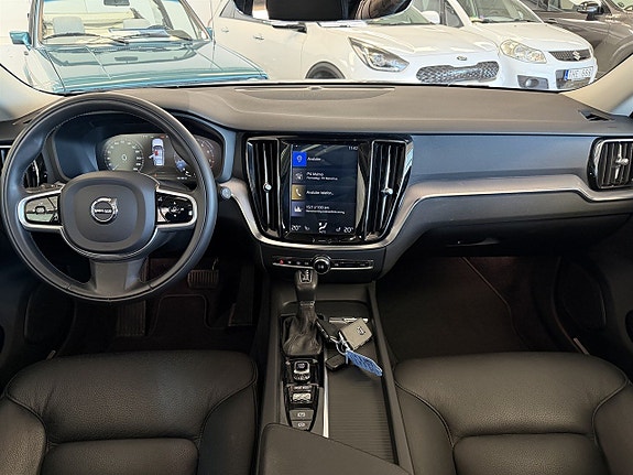 Volvo V60 11 of 24