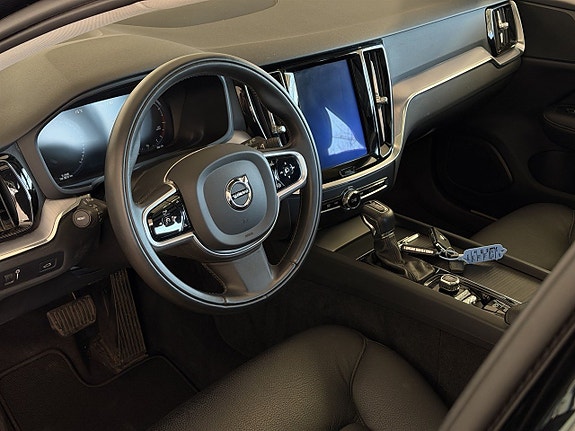 Volvo V60 8 of 24