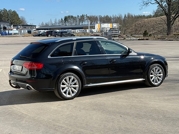 Audi A4 allroad 3 of 5