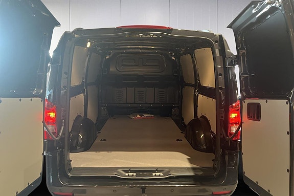 Mercedes-Benz Vito 119 16 of 17