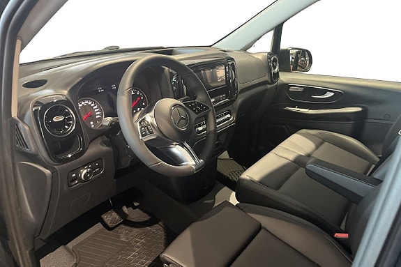 Mercedes-Benz Vito 119 8 of 17