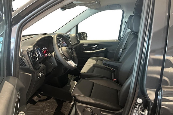 Mercedes-Benz Vito 119 13 of 17