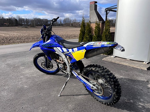 Yamaha WR250F 5 of 6