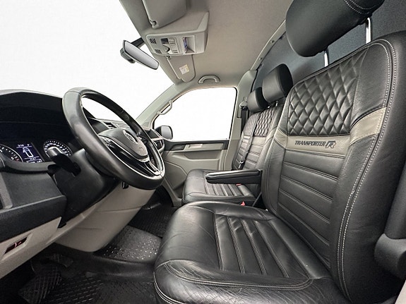 Volkswagen Transporter 14 of 27