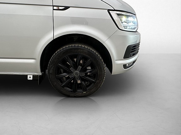 Volkswagen Transporter 27 of 27