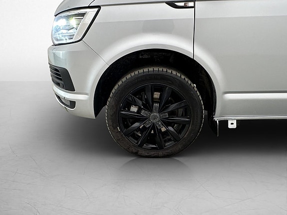 Volkswagen Transporter 24 of 27