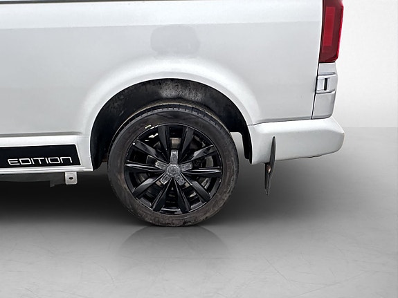 Volkswagen Transporter 25 of 27