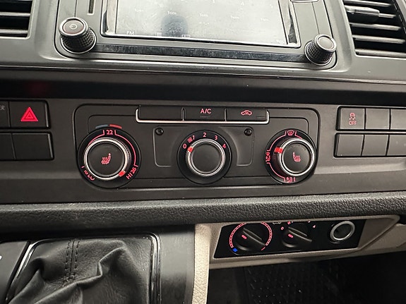 Volkswagen Transporter 22 of 27