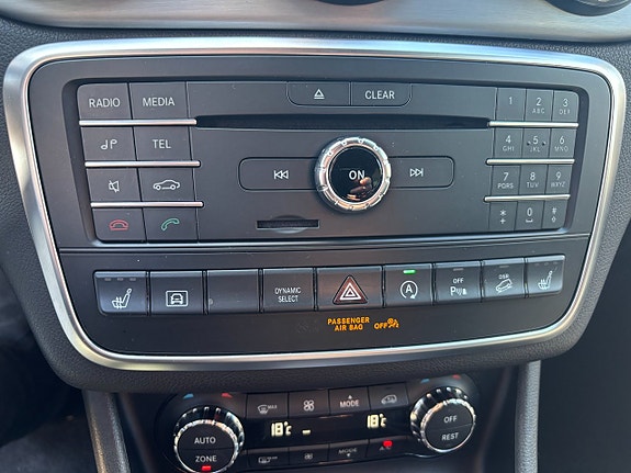 Mercedes-Benz GLA200 d 11 of 11