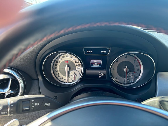 Mercedes-Benz GLA200 d 10 of 11