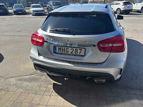 Mercedes-Benz GLA200 d 5 of 5