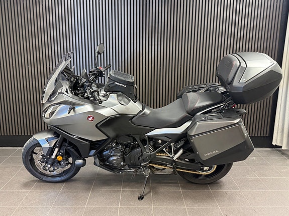 Honda NT1100 DCT 4 of 5