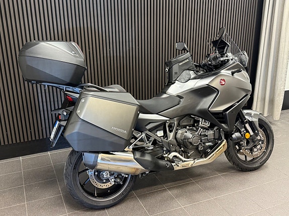 Honda NT1100 DCT 3 of 5
