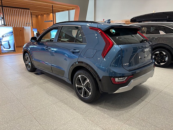 Kia Niro 2 of 7