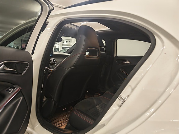 Mercedes-Benz A200 d 6 of 10