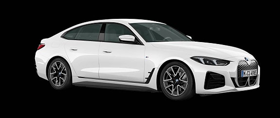 BMW i4 2 of 13