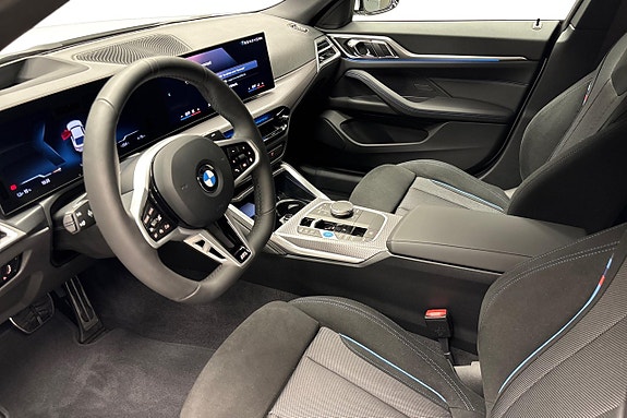 BMW i4 7 of 13