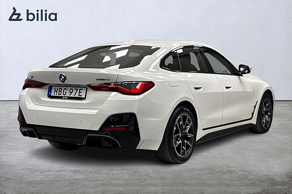 BMW i4 6 of 13