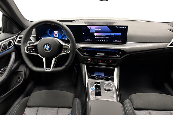BMW i4 10 of 13