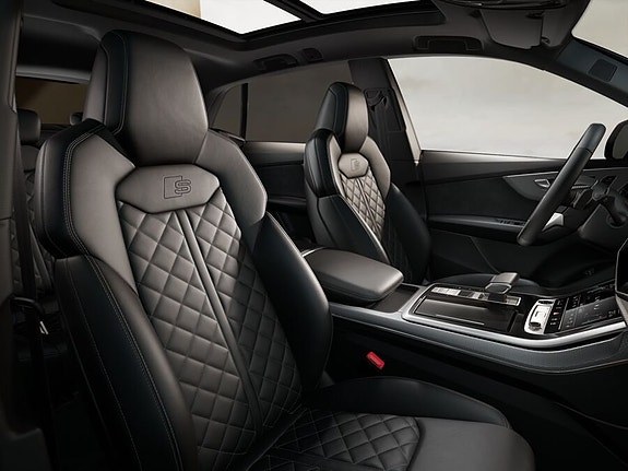 Audi Q8 5 of 6