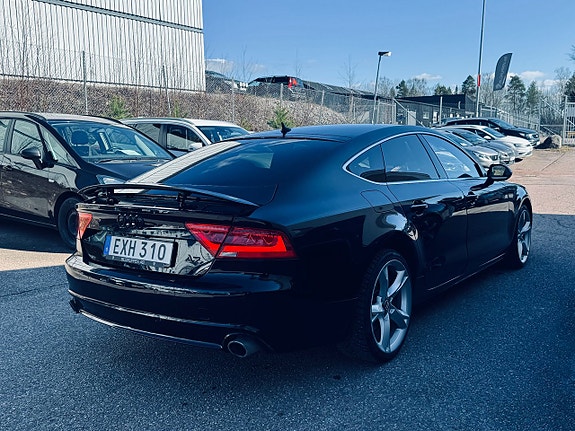 Audi A7 4 of 5