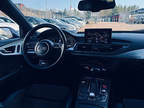Audi A7 7 of 9