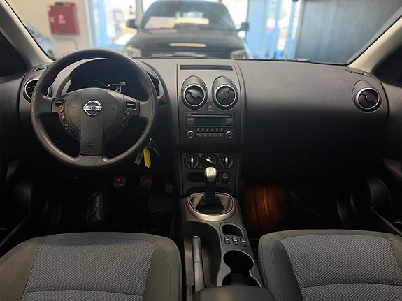 Nissan Qashqai+2 8 of 24