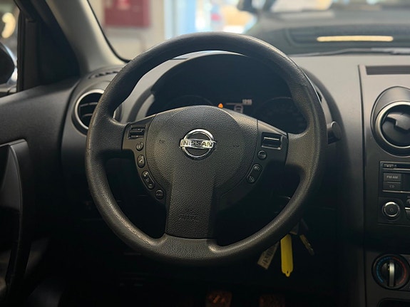 Nissan Qashqai+2 9 of 24