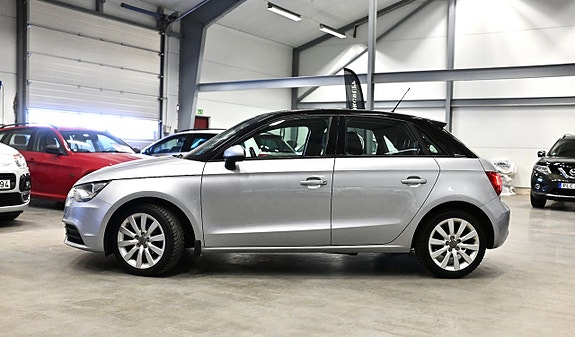 Audi A1 2 of 5