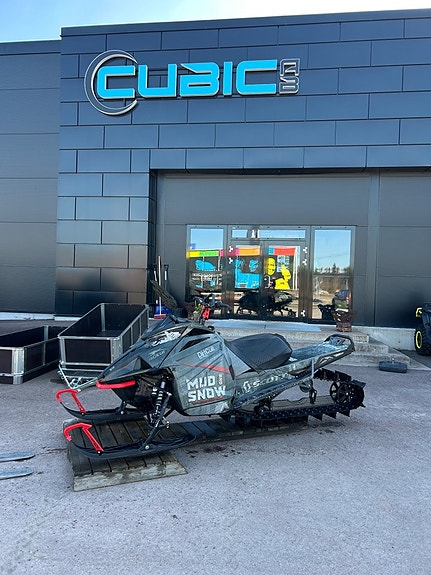 Arctic Cat M 8000 Alpha