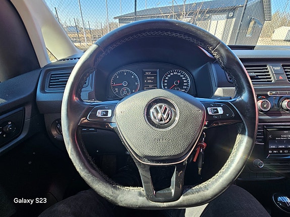 Volkswagen Caddy 8 of 8
