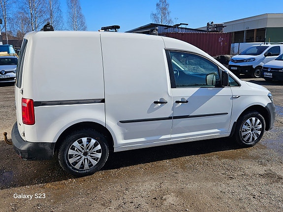 Volkswagen Caddy 3 of 5