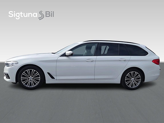 BMW 530i 3 of 5