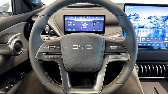 BYD Atto 3 14 of 16
