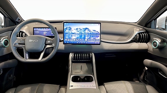 BYD Atto 3 4 of 5