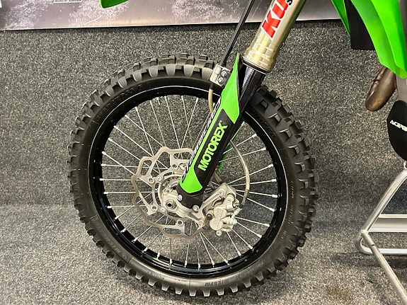 Kawasaki KX 450 / I butiken / Skickas / Finans 11 of 12
